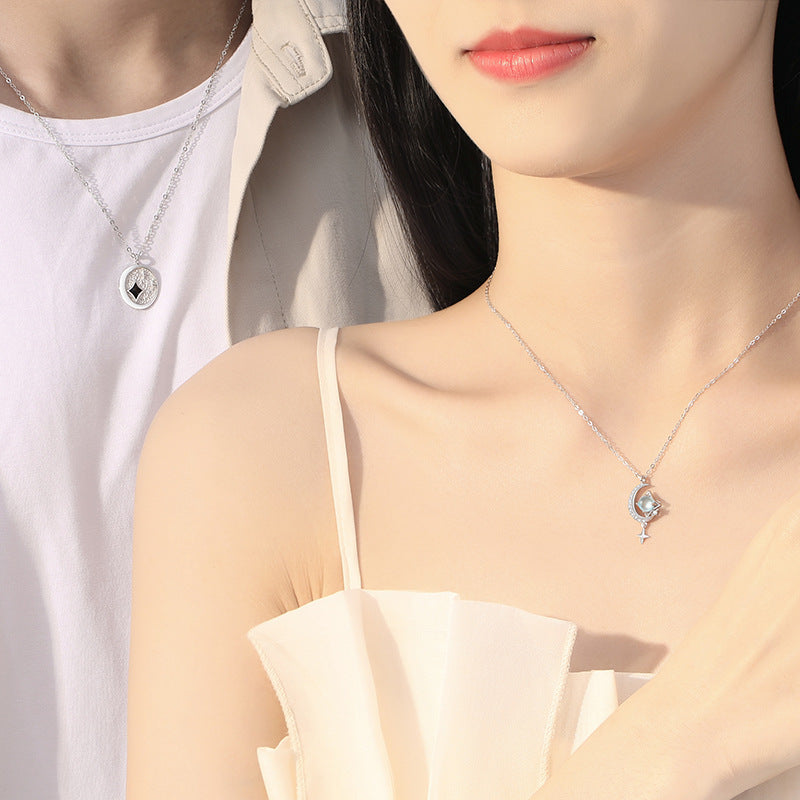 River Couple Design High-grade Clavicle Chain Light Necklaces