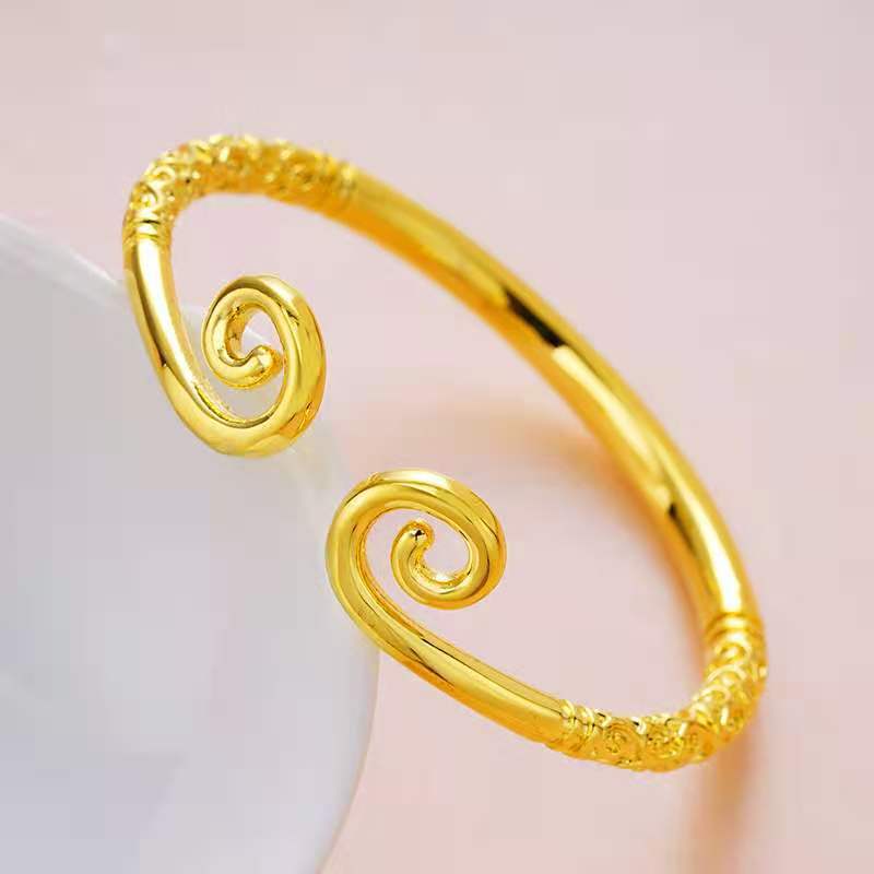 Women's Gold-plated Starry Push-pull Round Belly Meteor Shower Imitation Bracelets