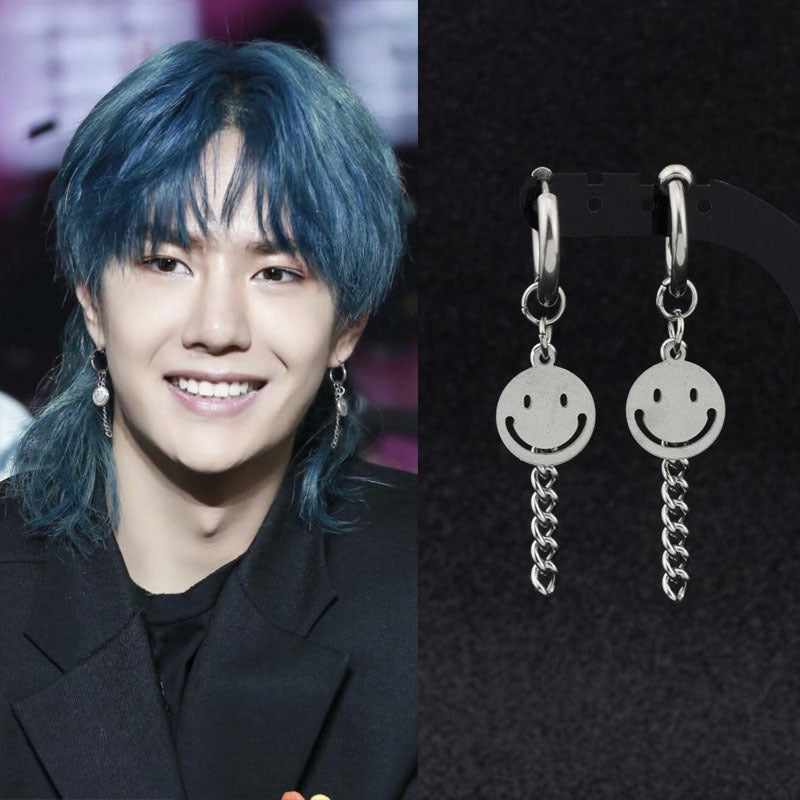 Wang Smiley Chain Stainless Steel Style Earrings