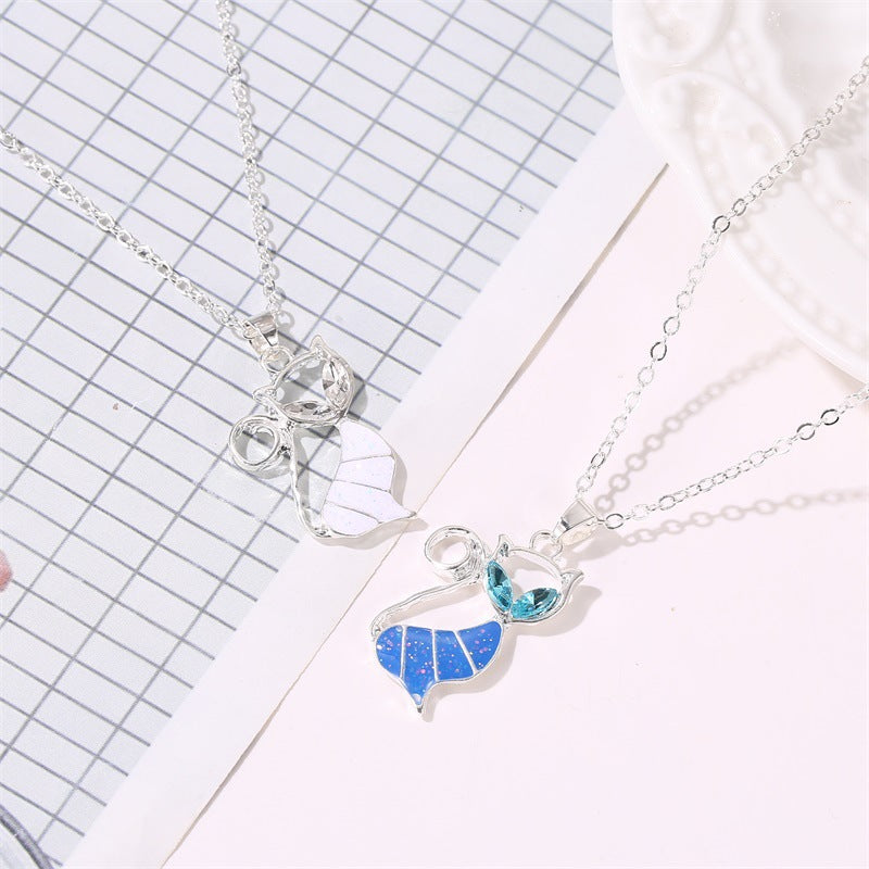 Women's Fashion Opal Jeweled Pendant Sweet Cutout Necklaces