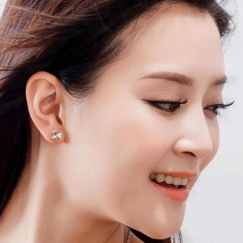 Women's Elegant Sier-plated Ear Clover Korean Fashion Earrings