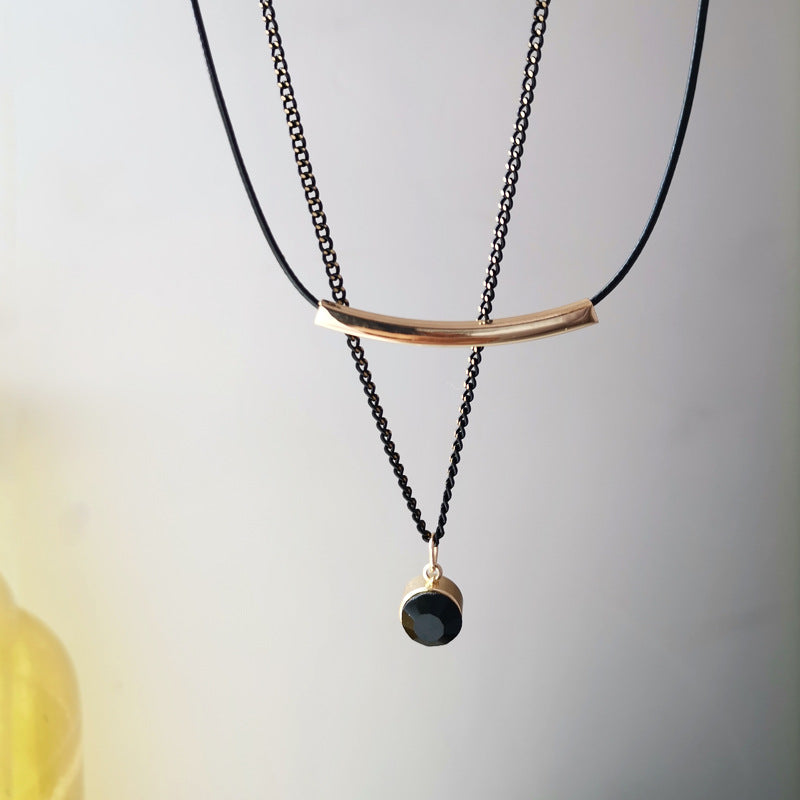 Style Simple Geometric Round Pendant Personality Necklaces