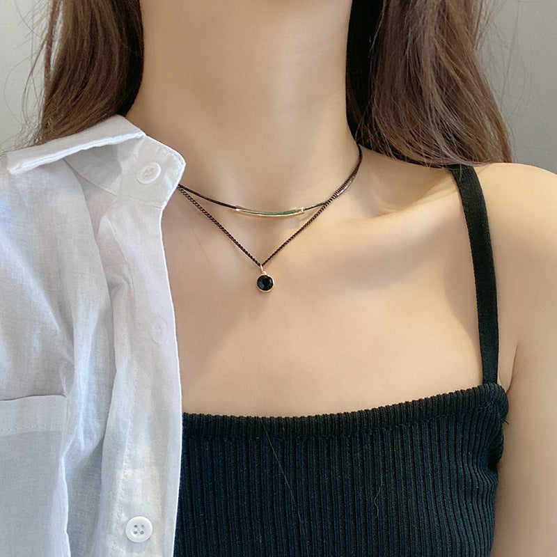 Style Simple Geometric Round Pendant Personality Necklaces