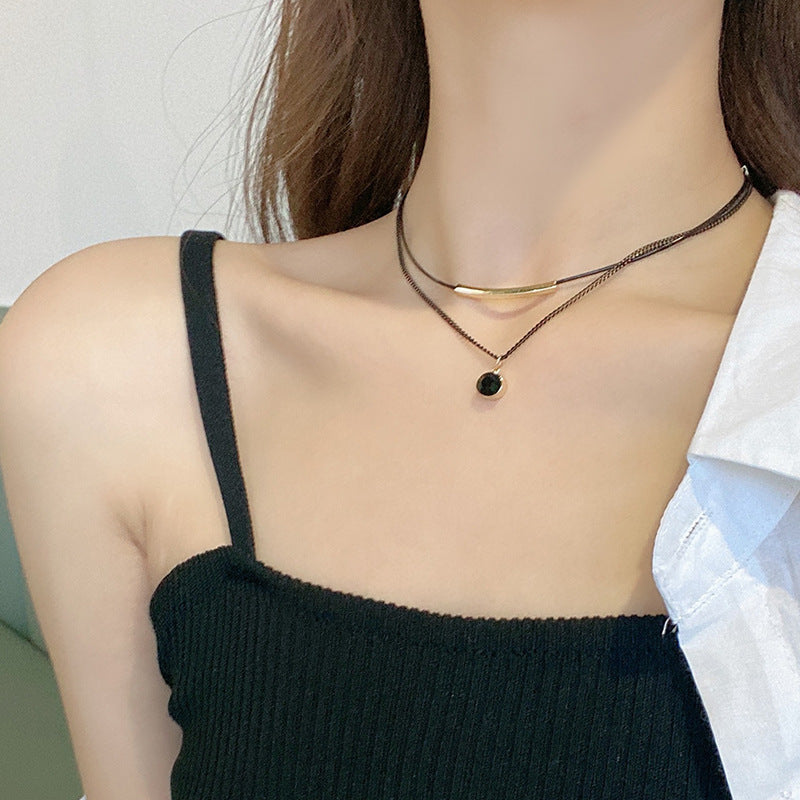 Style Simple Geometric Round Pendant Personality Necklaces