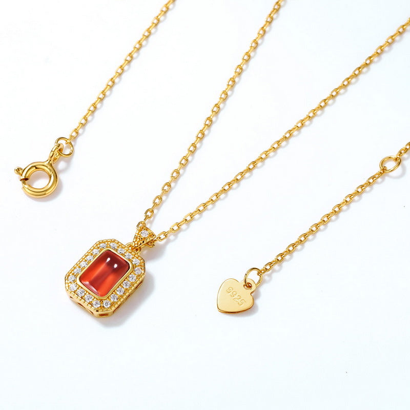 Mild Luxury Retro Red Garnet Square Female Live Broadcast Necklaces