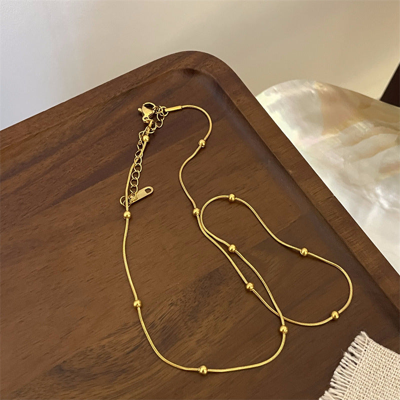 Women's Simple Gold Fan Shell Light Luxury Necklaces