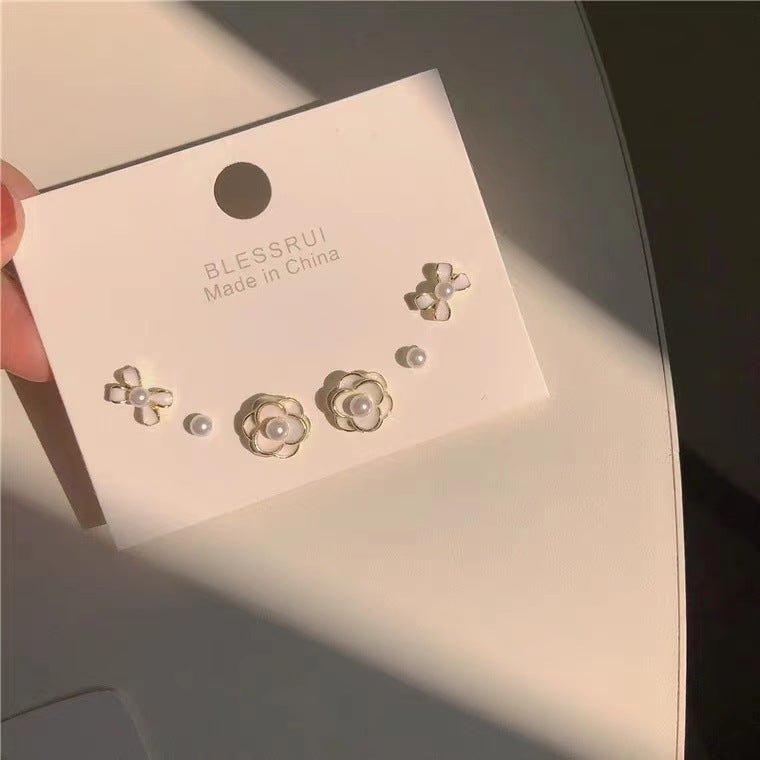 Women's Fashion Heart Pearl Three-piece Set Flower Earrings