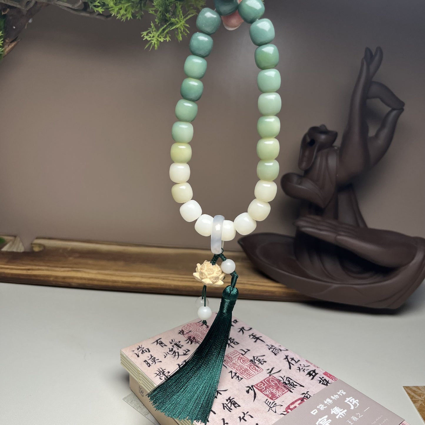 Men's Lotus Tassel Flexible Crafts Buddha Beads Bracelets