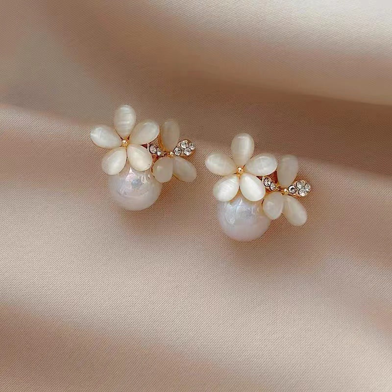 Women's Opal Flower Pearl High-grade Temperament Ear Earrings