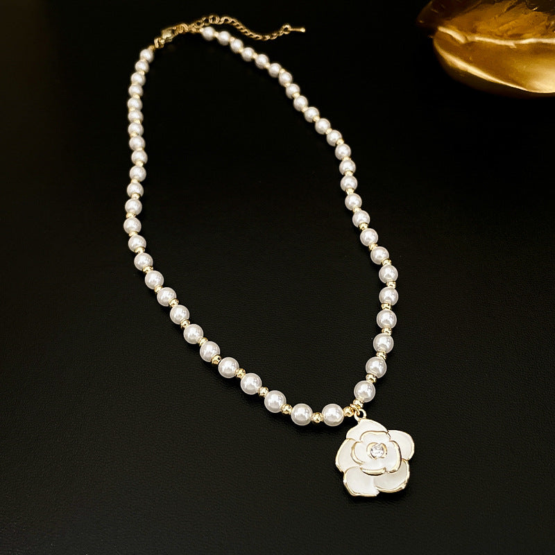 Elegant Light Luxury Temperament Clavicle Chain Necklaces