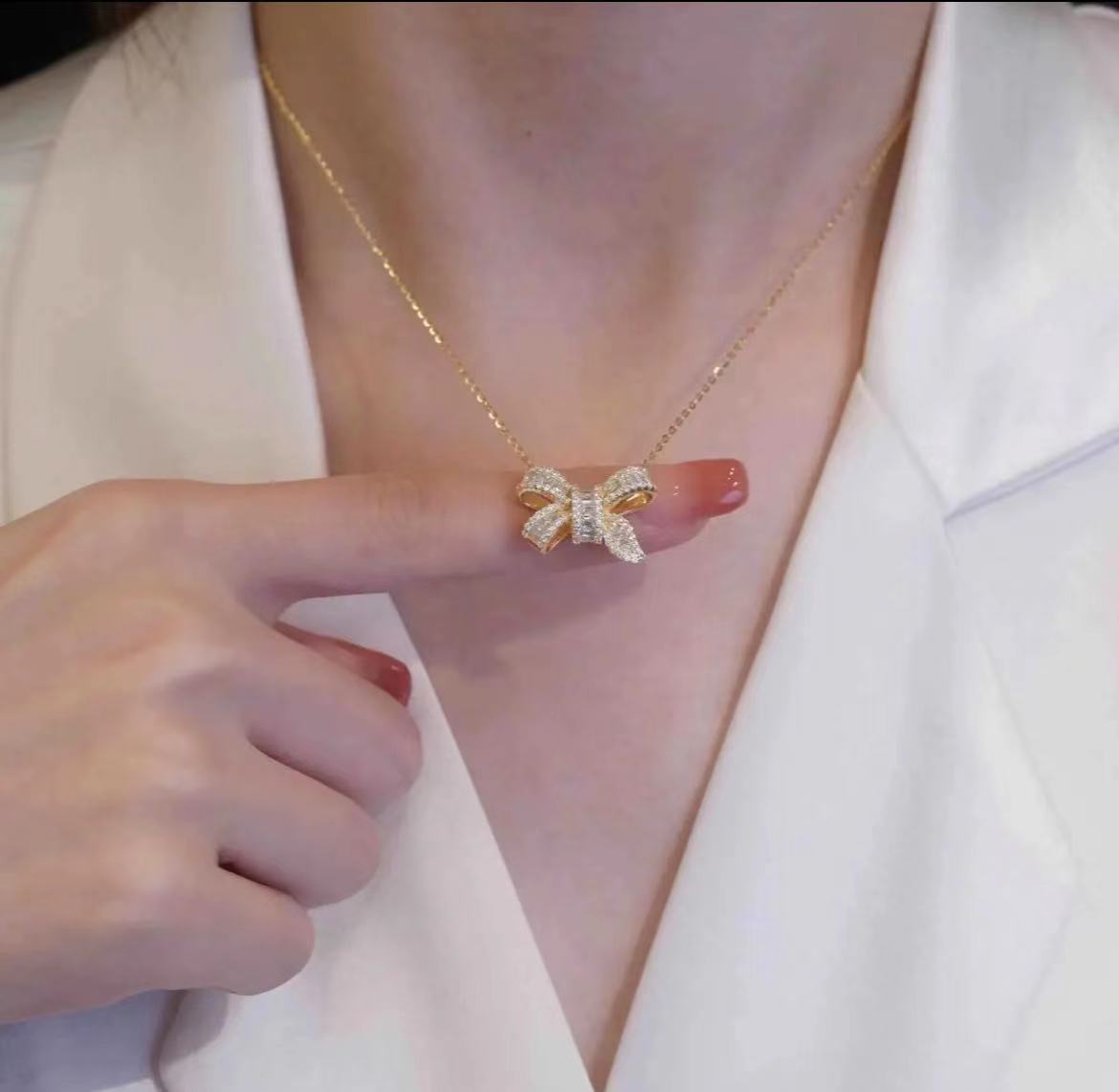 Women's Shining Full Zircon Bow For Trendy Affordable Luxury Texture Necklaces