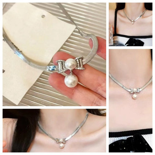 Elegant High-grade Bow Pearl Rhinestone Clavicle Necklaces