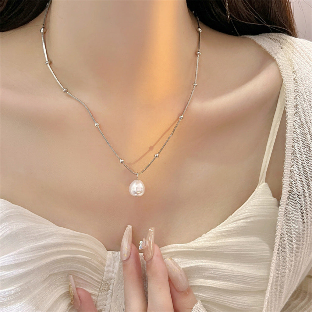 Women's Fading Pearl Ornament French Joker High-grade Necklaces