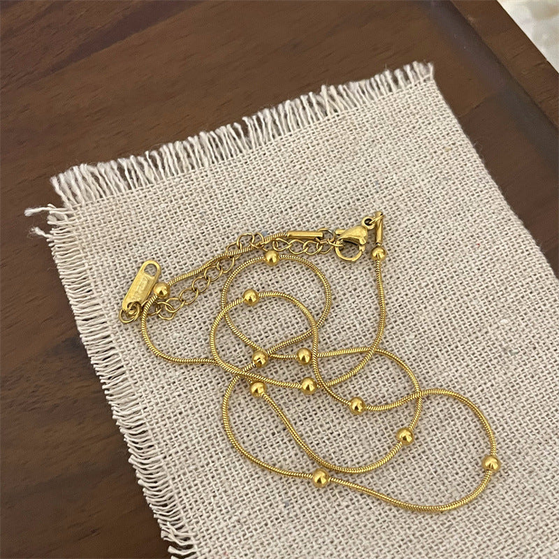 Women's Simple Gold Fan Shell Light Luxury Necklaces