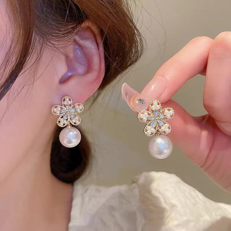 Women's Needle Hollow Pearl Flower Mermaid Lady Earrings