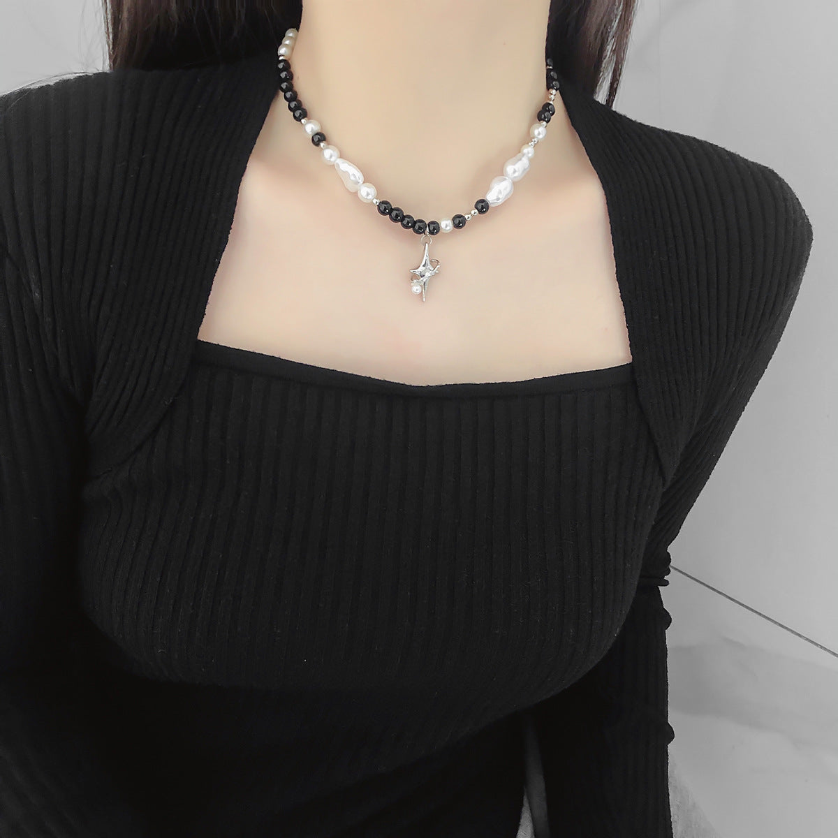 Women's Pearl Stitching For Design Trendy Cool Handmade Beaded Hip Necklaces