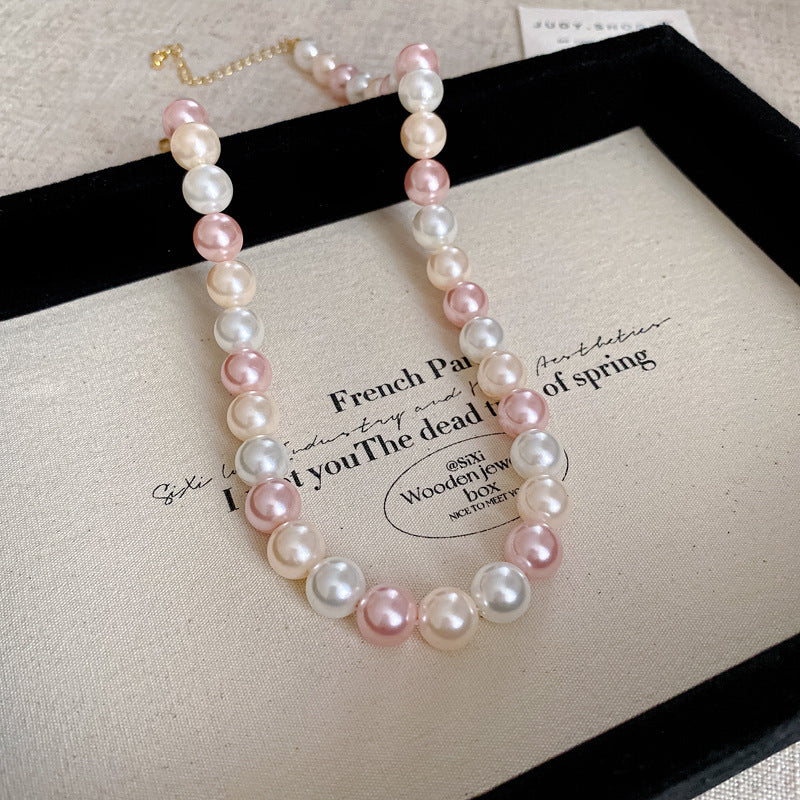 Pearl Fashionable Simple Palace Style Light Necklaces