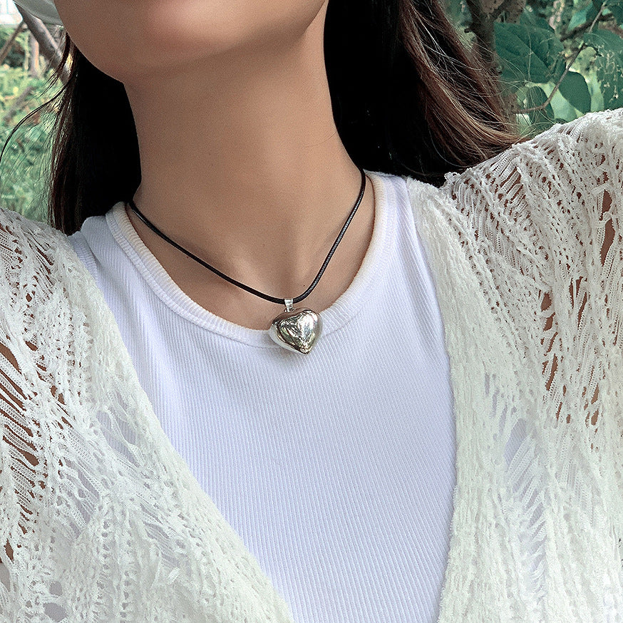 Colliers de personnalité avec pendentif d'amour Simple pour femmes, chaîne de clavicule