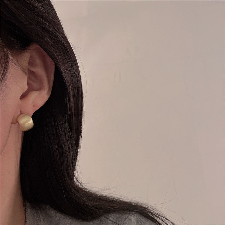Women's Simple Petite Cold Style Niche Design Earrings