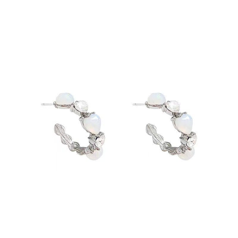 Women's Luxury Type Opal Love Heart Sweet Earrings
