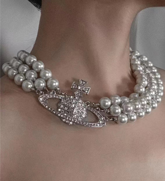Kendall Queen Mother Pearl Vintage splendides colliers de diamants