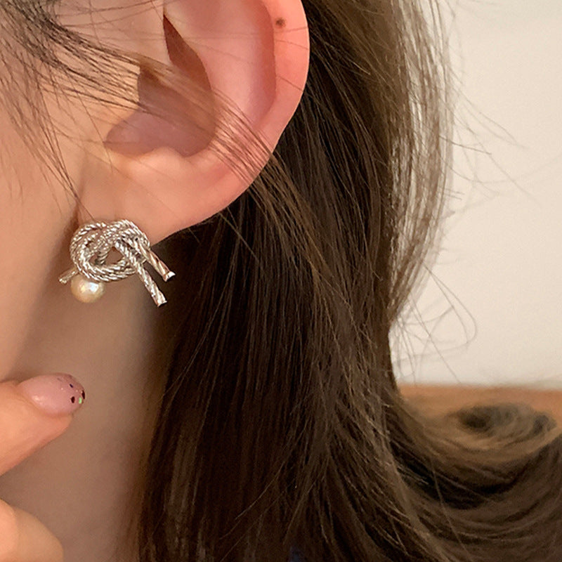 Women's Pearl For Niche Design Retro Personality Earrings