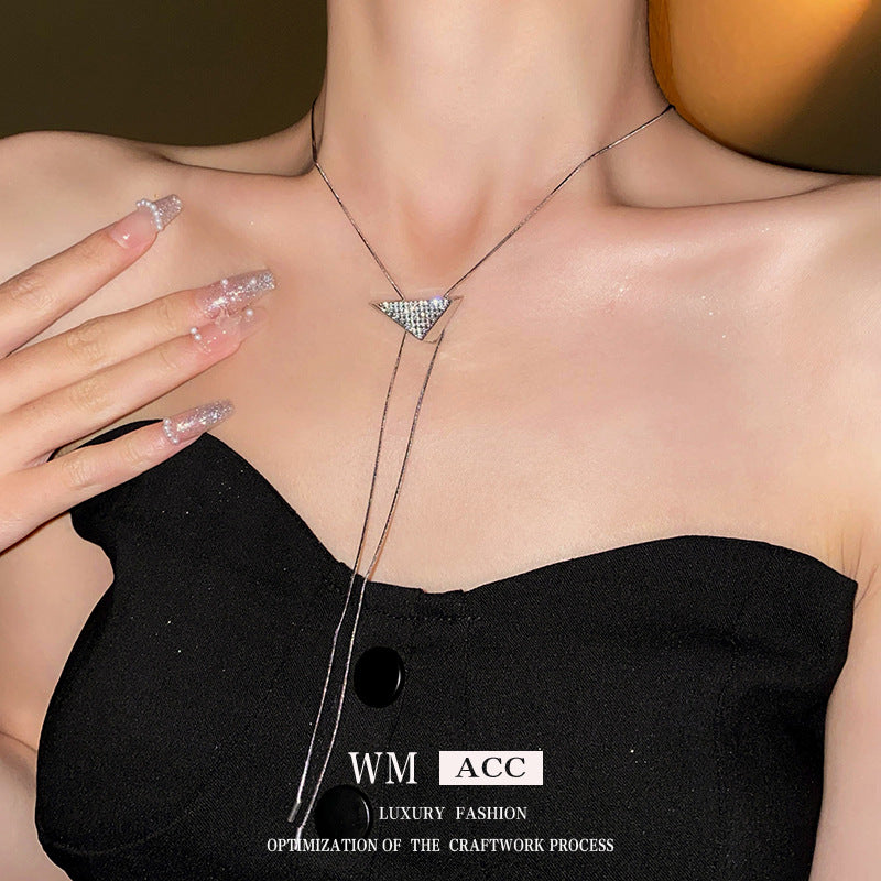 Triangle Metal Pull Cold Style Personalized Clavicle Necklaces