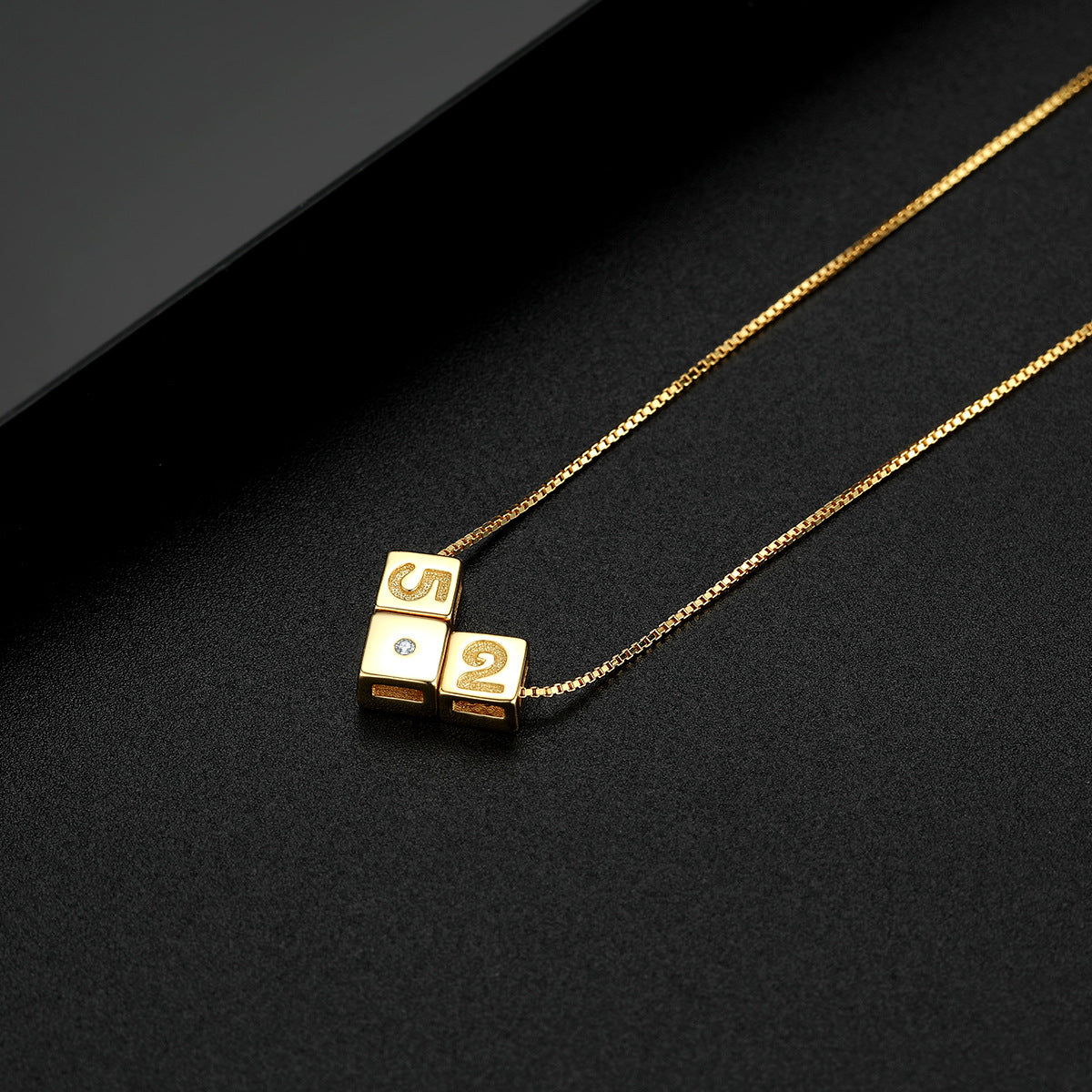 Women's Simple Small Square Pendant Clavicle Chain Necklaces