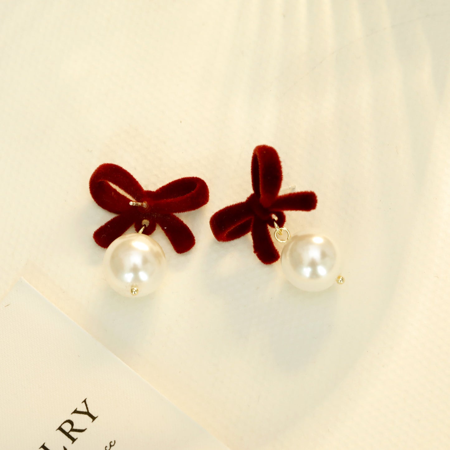 Women's Bow Pearl For Niche Design Stylish Earrings