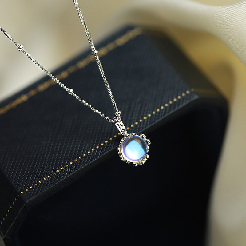 Women's Titanium Steel High-grade Refreshing Stylish Moonstone Sweet And Simple Necklaces