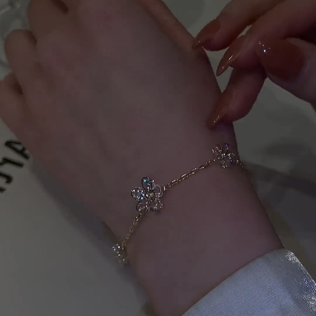 Women's Zircon Affordable Luxury Fashion Style Crystal Bracelets