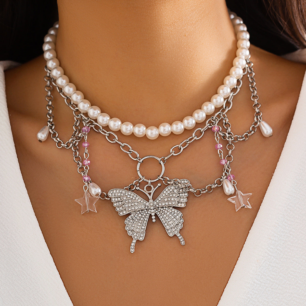Women's Niche Design Pearl Sweet Cool Butterfly Necklaces