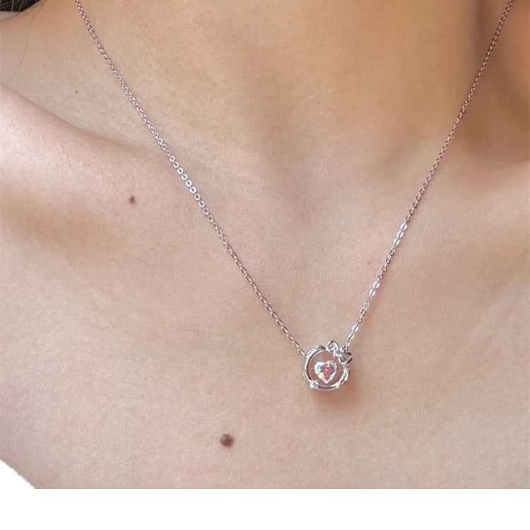 Love Advanced Design Sense Light Luxury Minority Clavicle Chain Necklaces