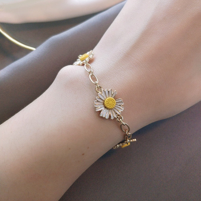 Women's Fashion Trendy Fresh Daisy Flower Simple Mori Bracelets