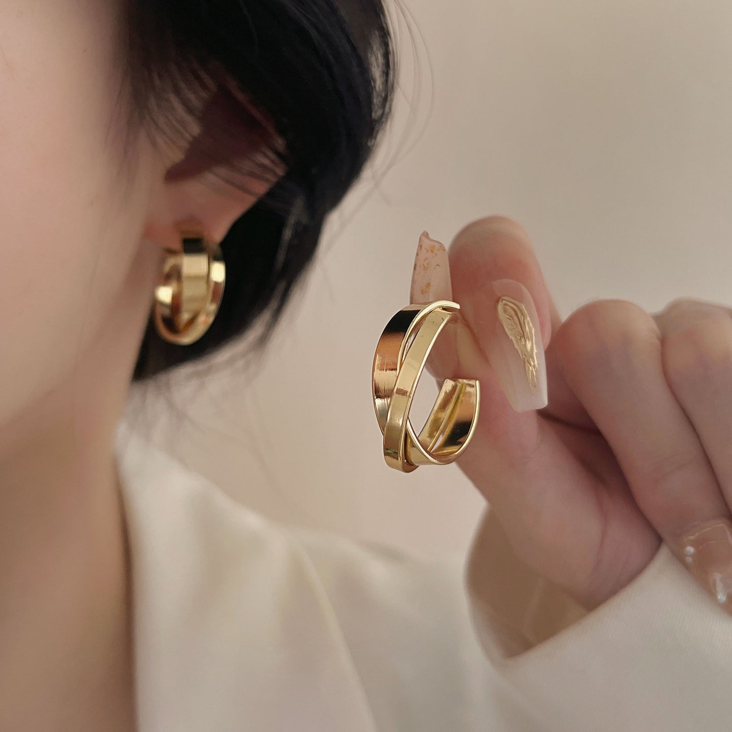 Women's Elegant High-grade Sier Pin Ear Slim Earrings