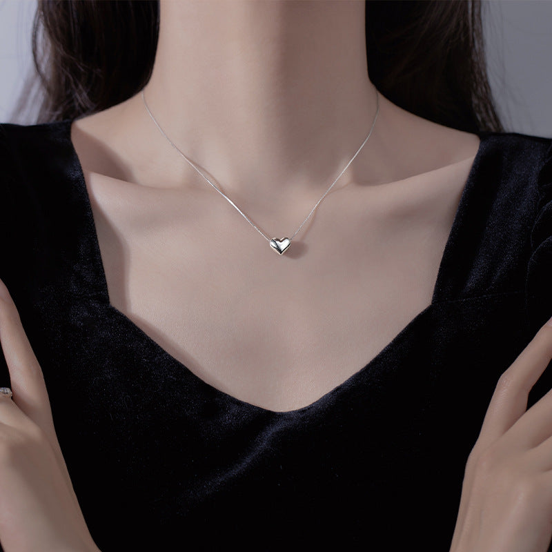 Women's Simple High-grade Heart-shaped Metal Cold Style Necklaces