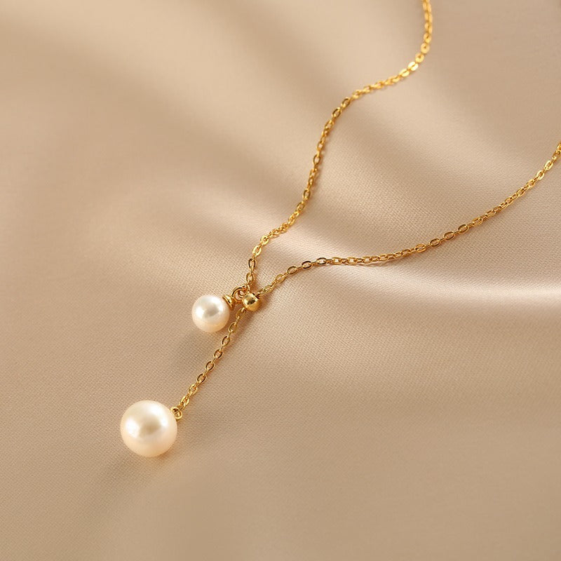 Luxury Fashion Design Pearl Clavicle Strong Light Necklaces