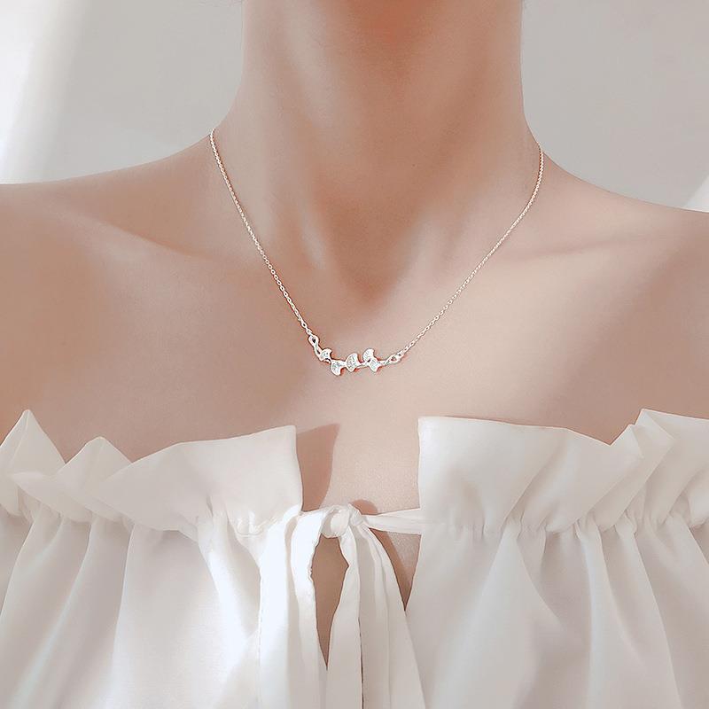 Small Ginkgo Leaf Female Light Luxury Necklaces