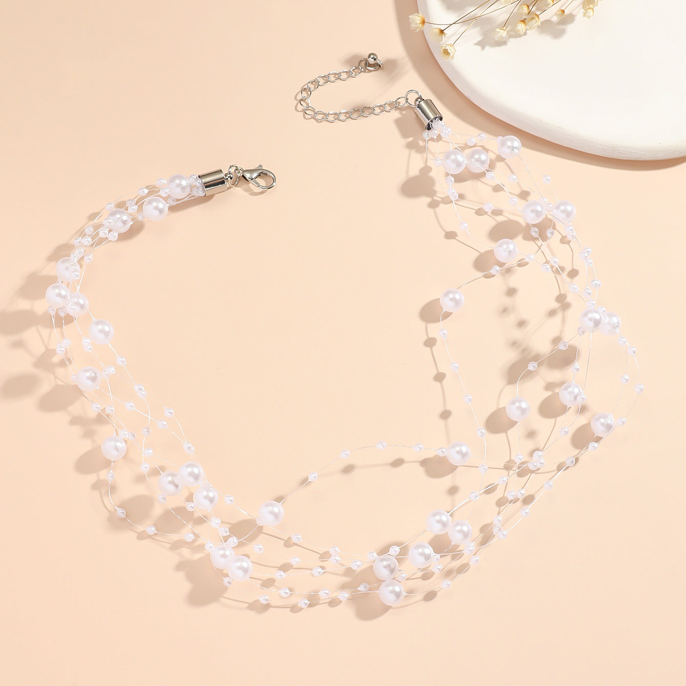 Entry Lux Style Design Short Pearl Necklaces