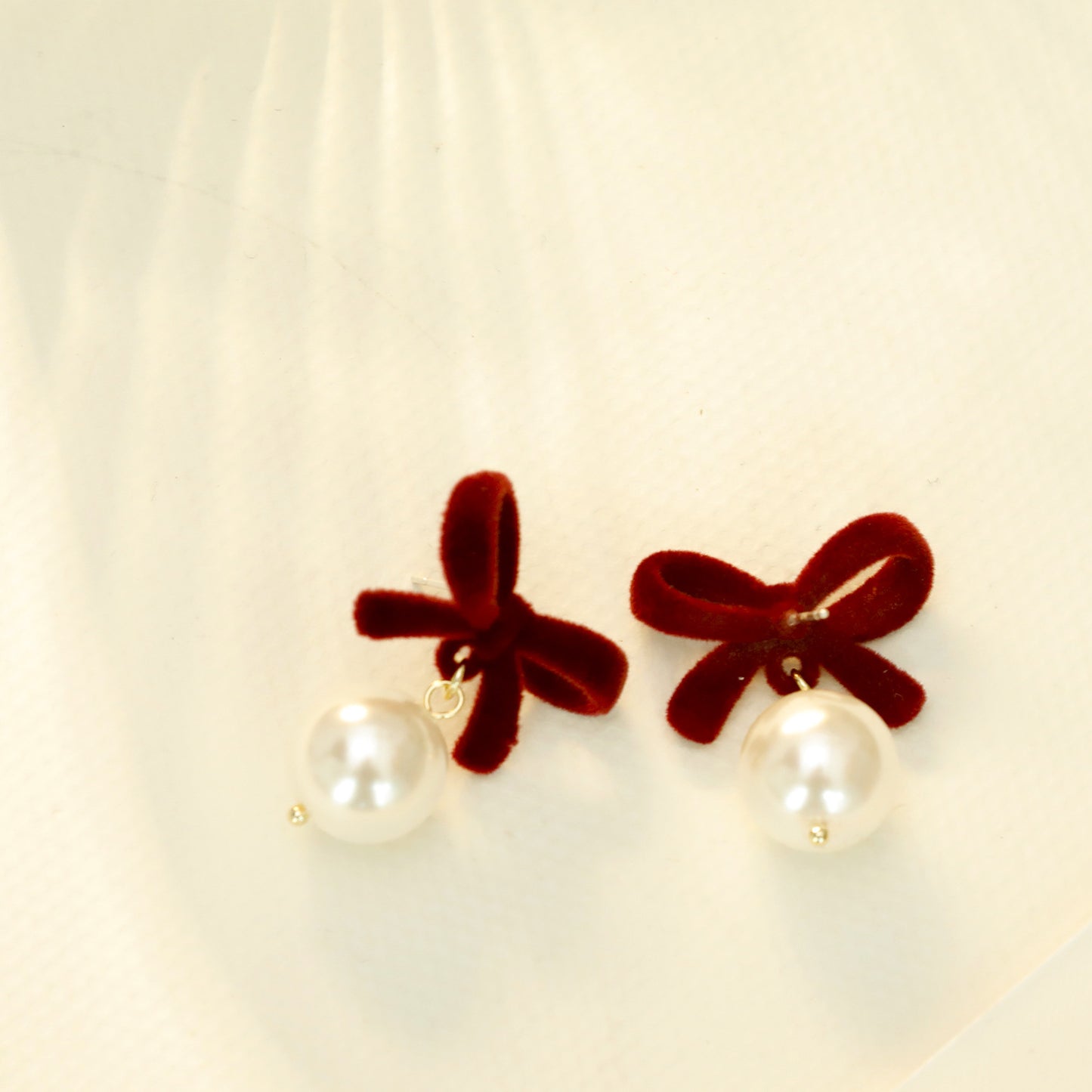 Women's Bow Pearl For Niche Design Stylish Earrings